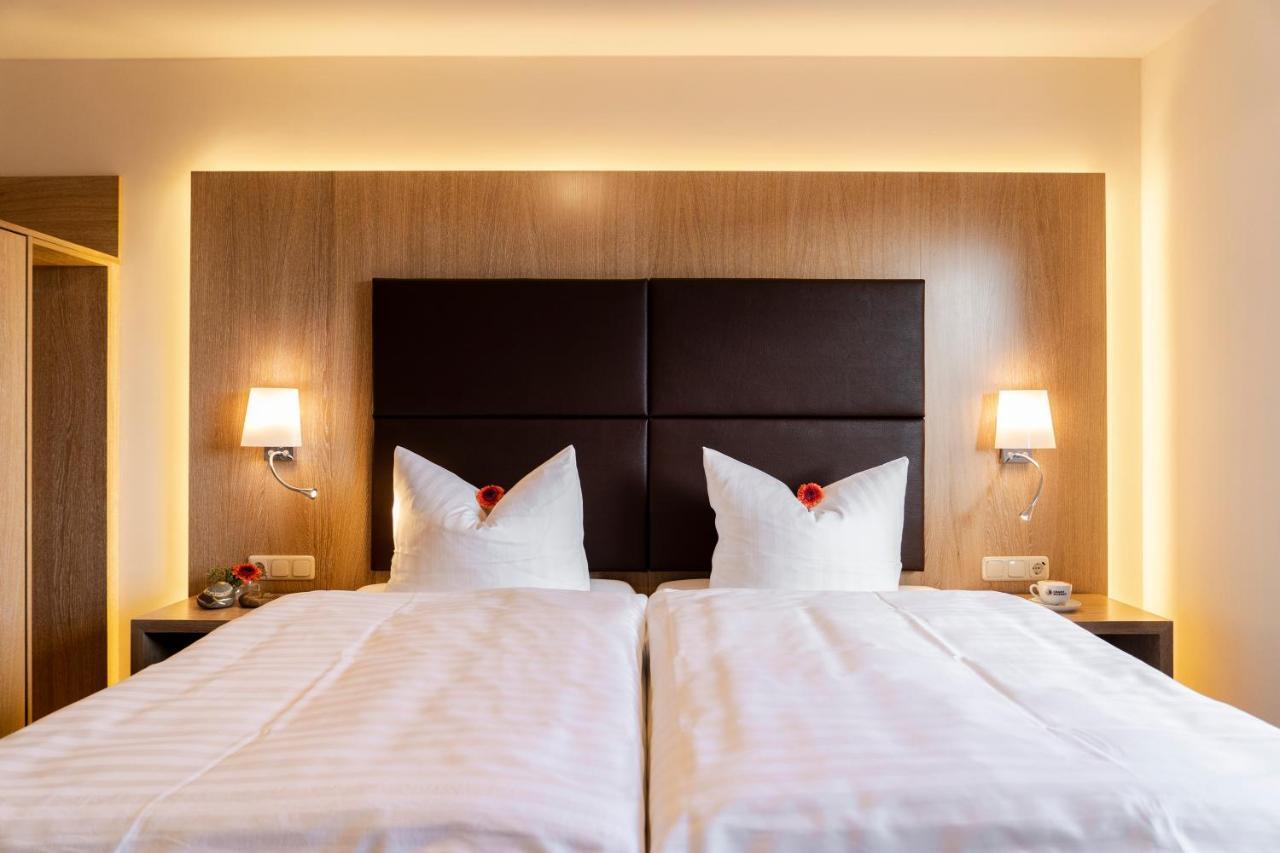 Hotel & Apartments Boehm Grafenwohr Extérieur photo