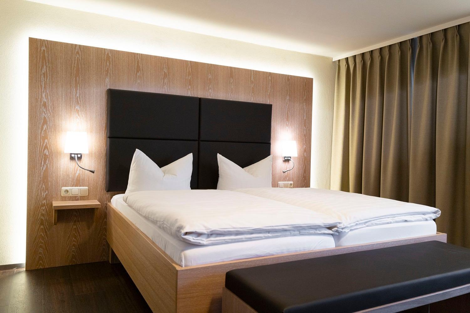 Hotel & Apartments Boehm Grafenwohr Extérieur photo